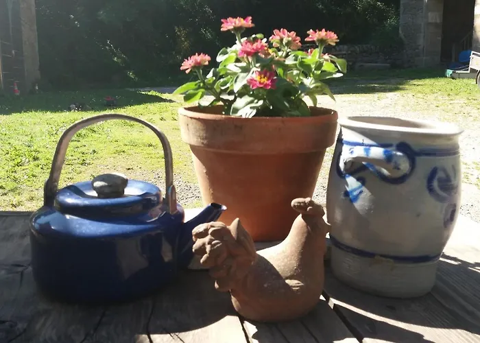 게스트하우스 Domaine D'angel-berg Vezins-de-Levezou